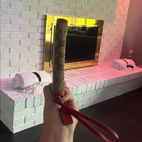 COACH Signature Medium Wallet-NEW W/OUT TAGS-6 X 4” - Picture 8 of 9